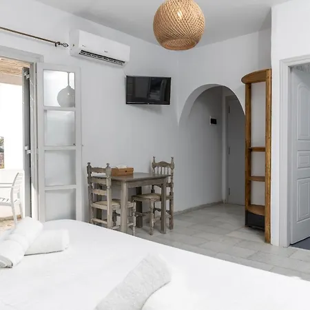 Helios Beach Studios Plaka  Exterior photo