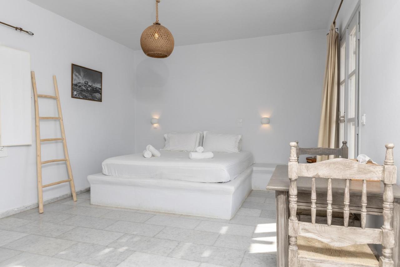 Helios Apartment *